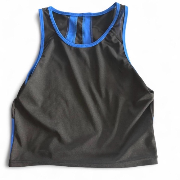 Workout Clothing Bundle - Picture 2 of 8